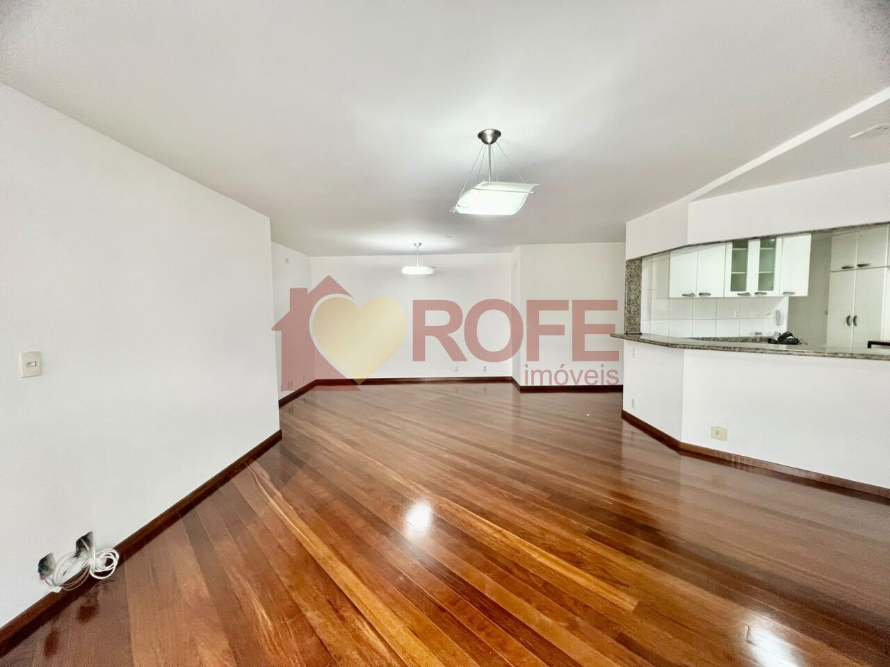 Foto 3 - RF49957