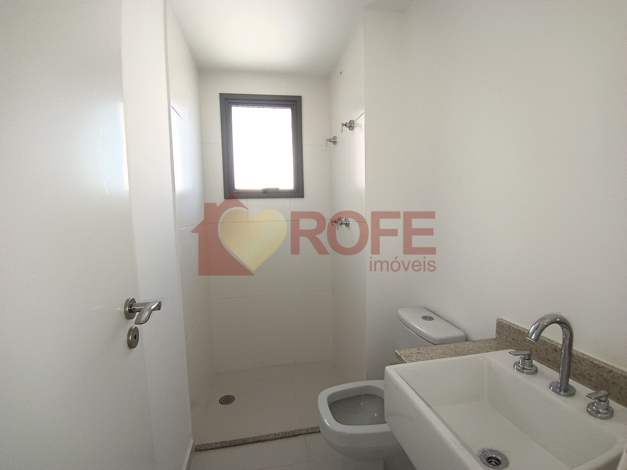 Foto 6 - RF49986