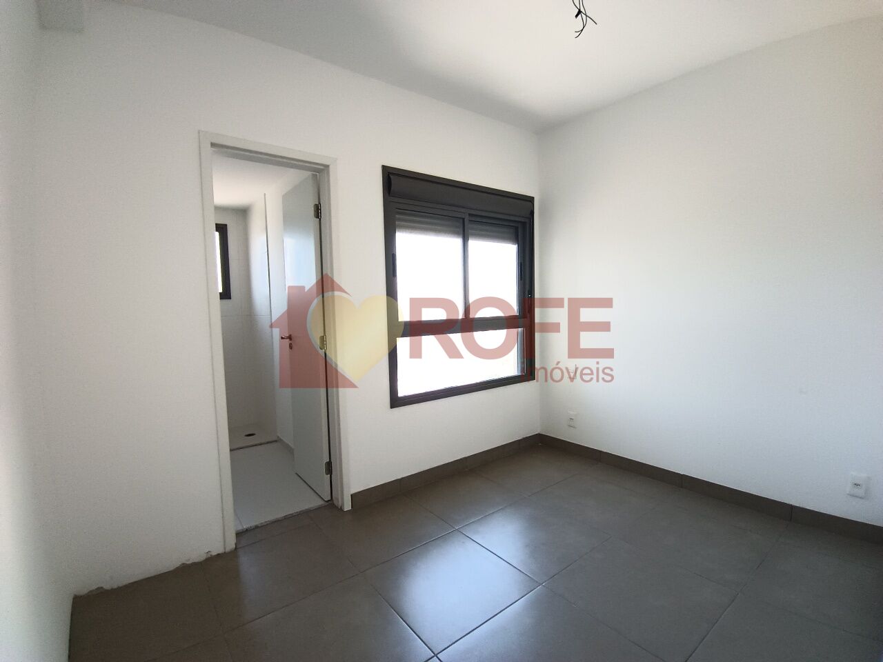 Foto 17 - RF49986
