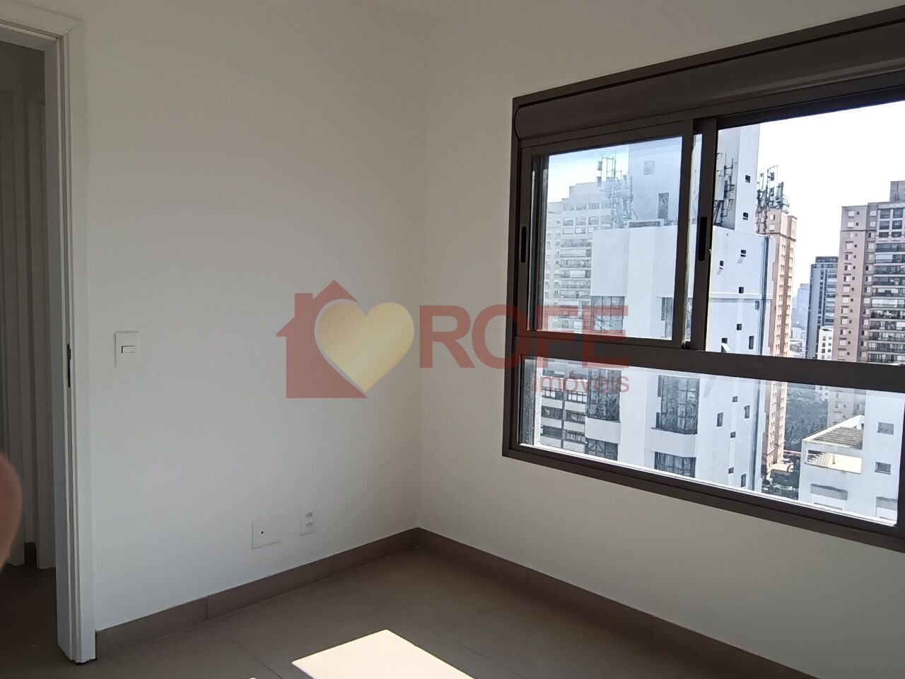 Foto 13 - RF49988