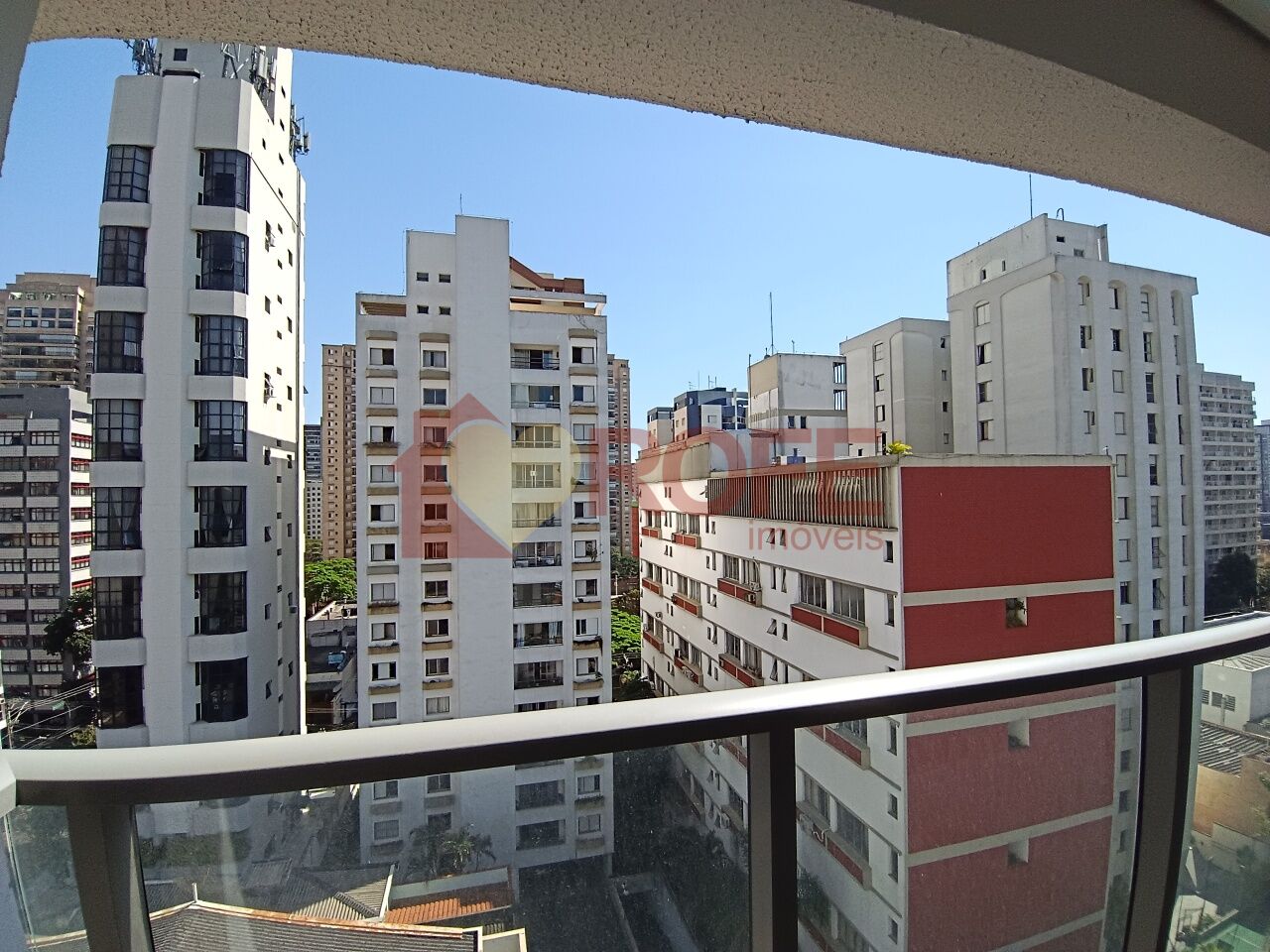 Foto 6 - RF49989