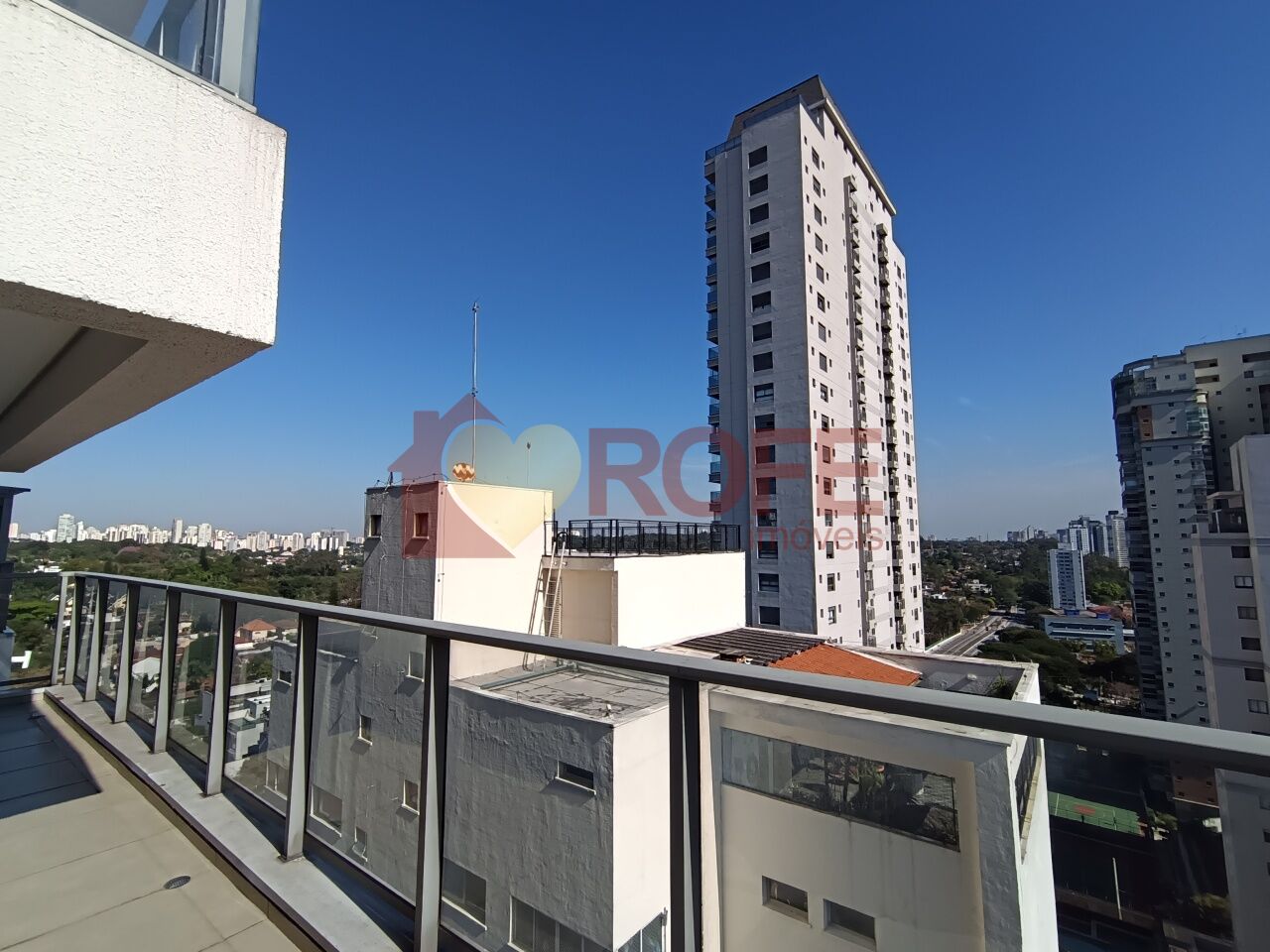 Foto 4 - RF49992