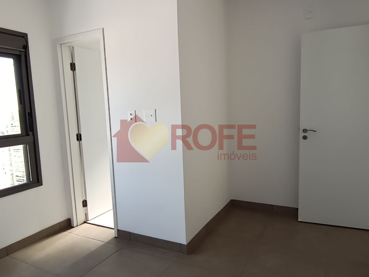 Foto 9 - RF49992