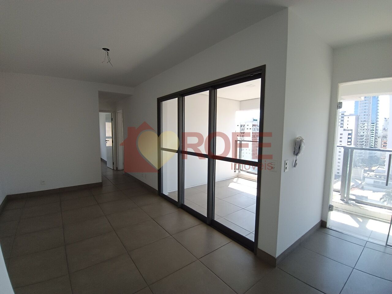 Foto 2 - RF49995