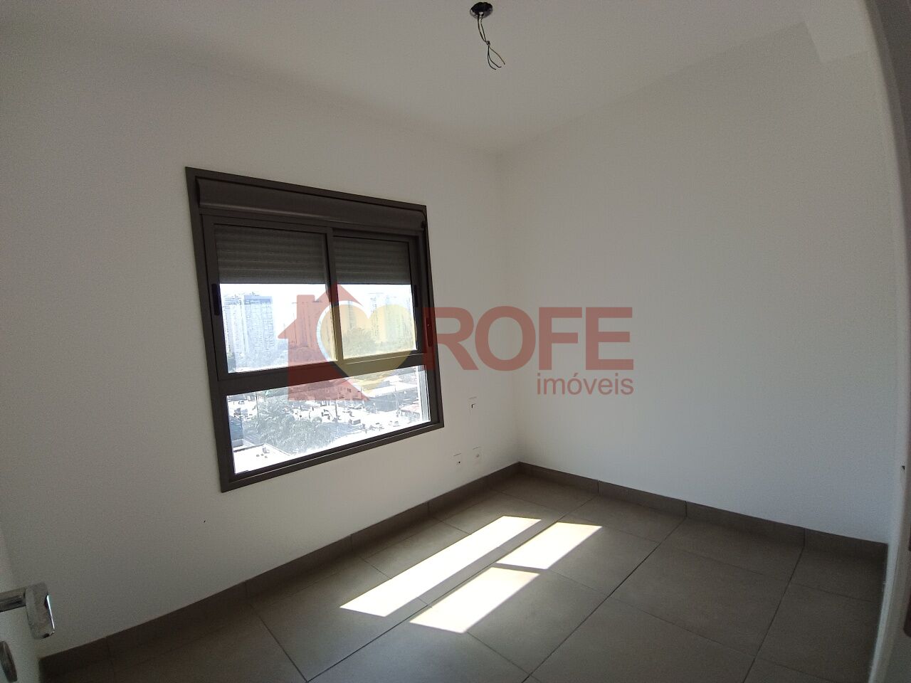 Foto 5 - RF49997