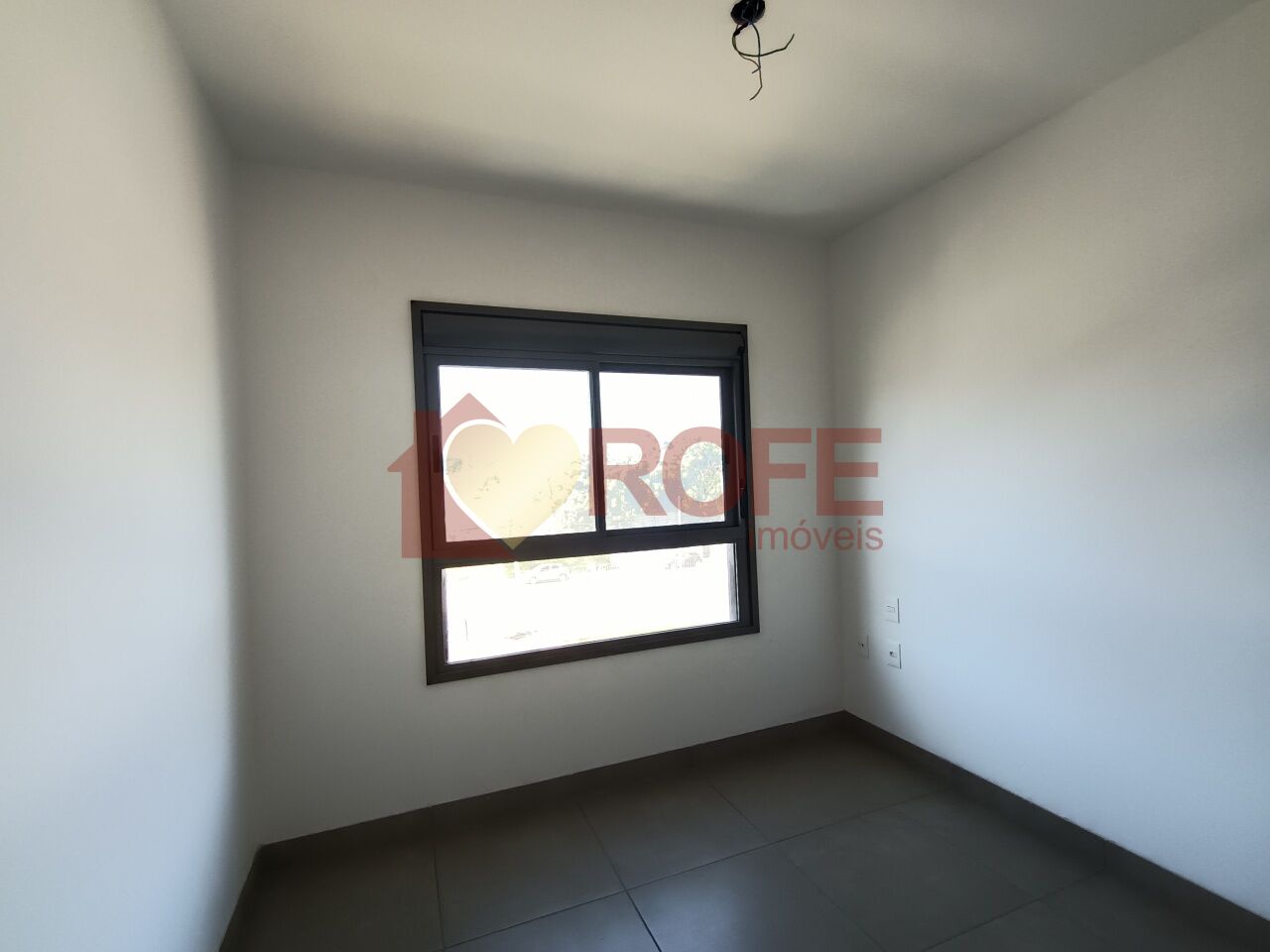 Foto 4 - RF49998
