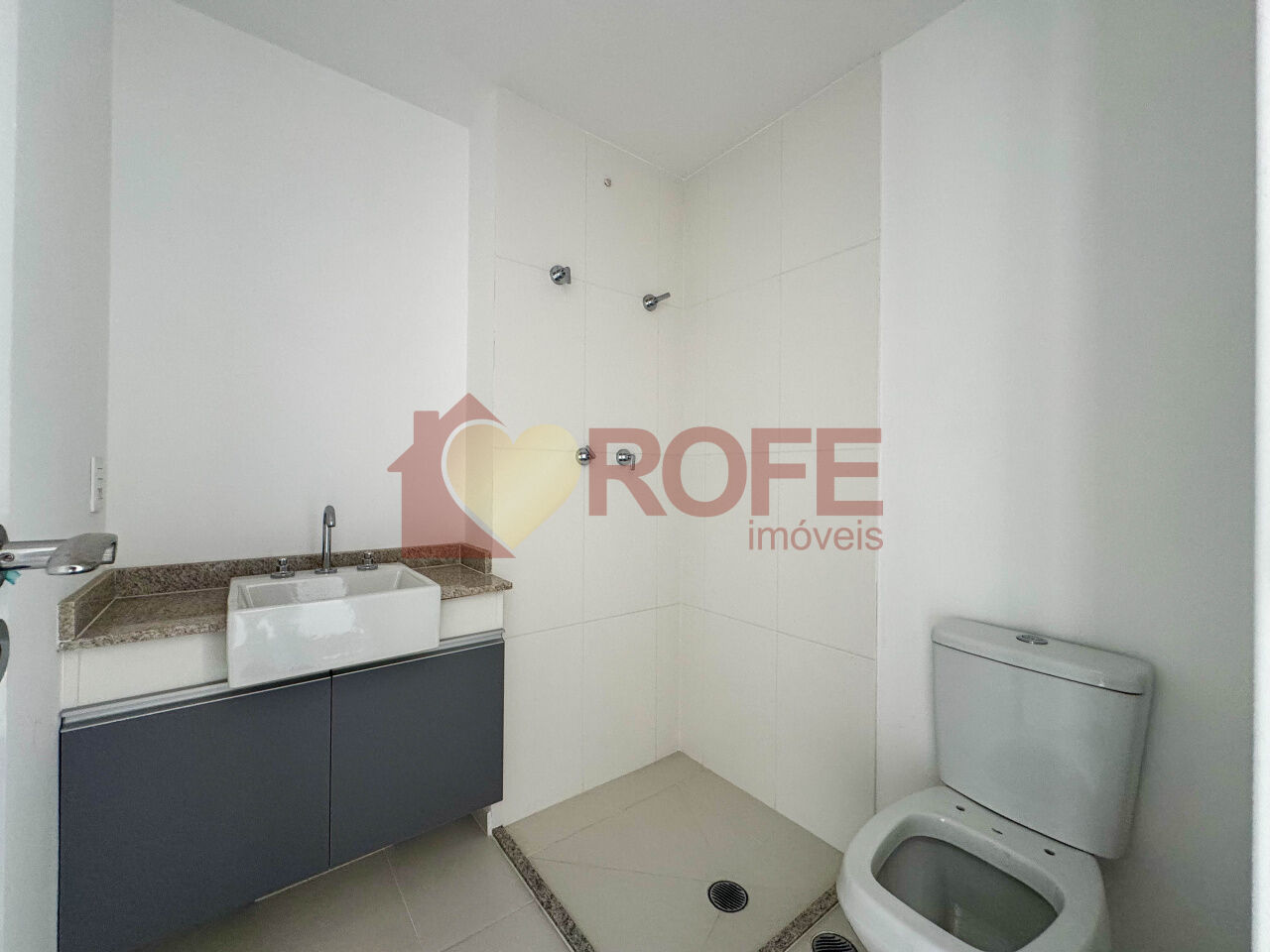 Foto 12 - RF50006