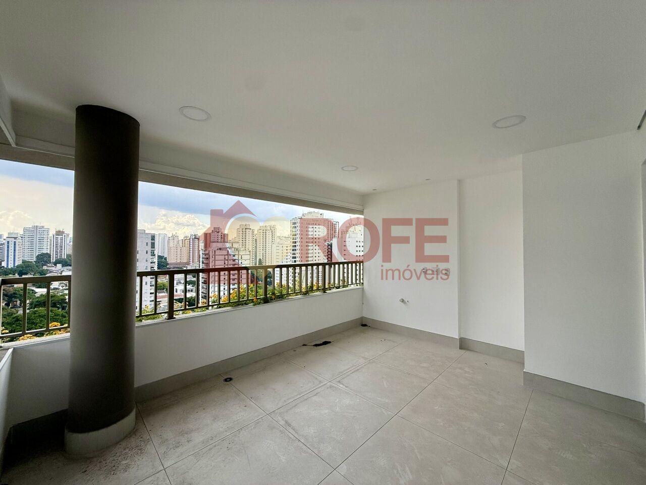 Foto 5 - RF50018