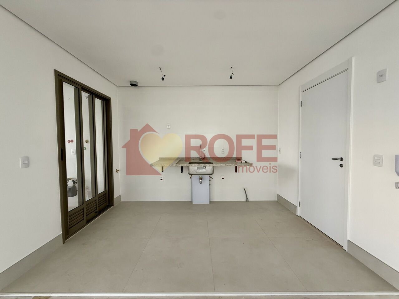 Foto 7 - RF50018