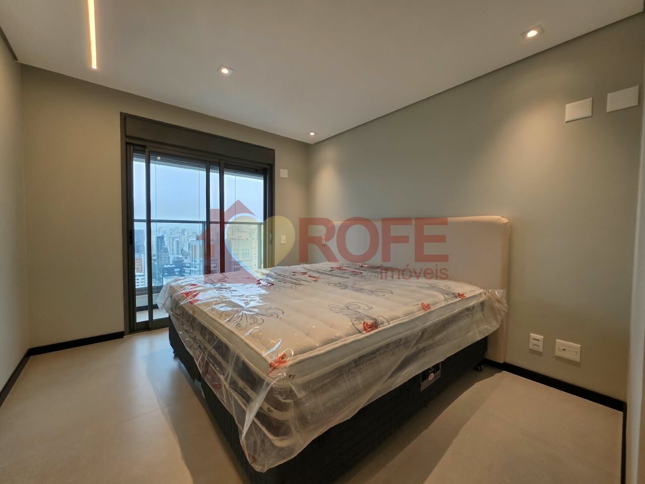 Foto 24 - RF50026