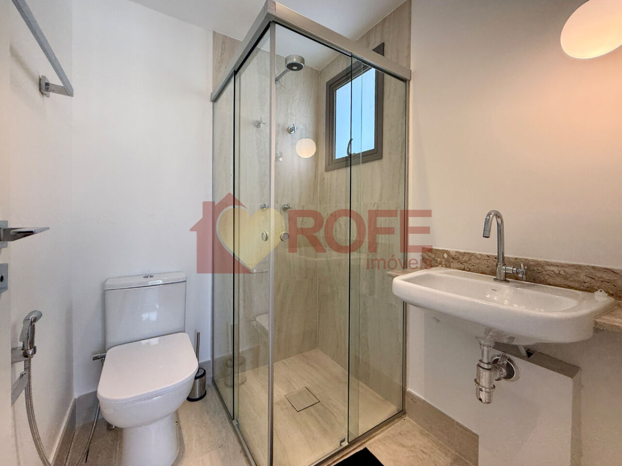 Foto 11 - RF50034