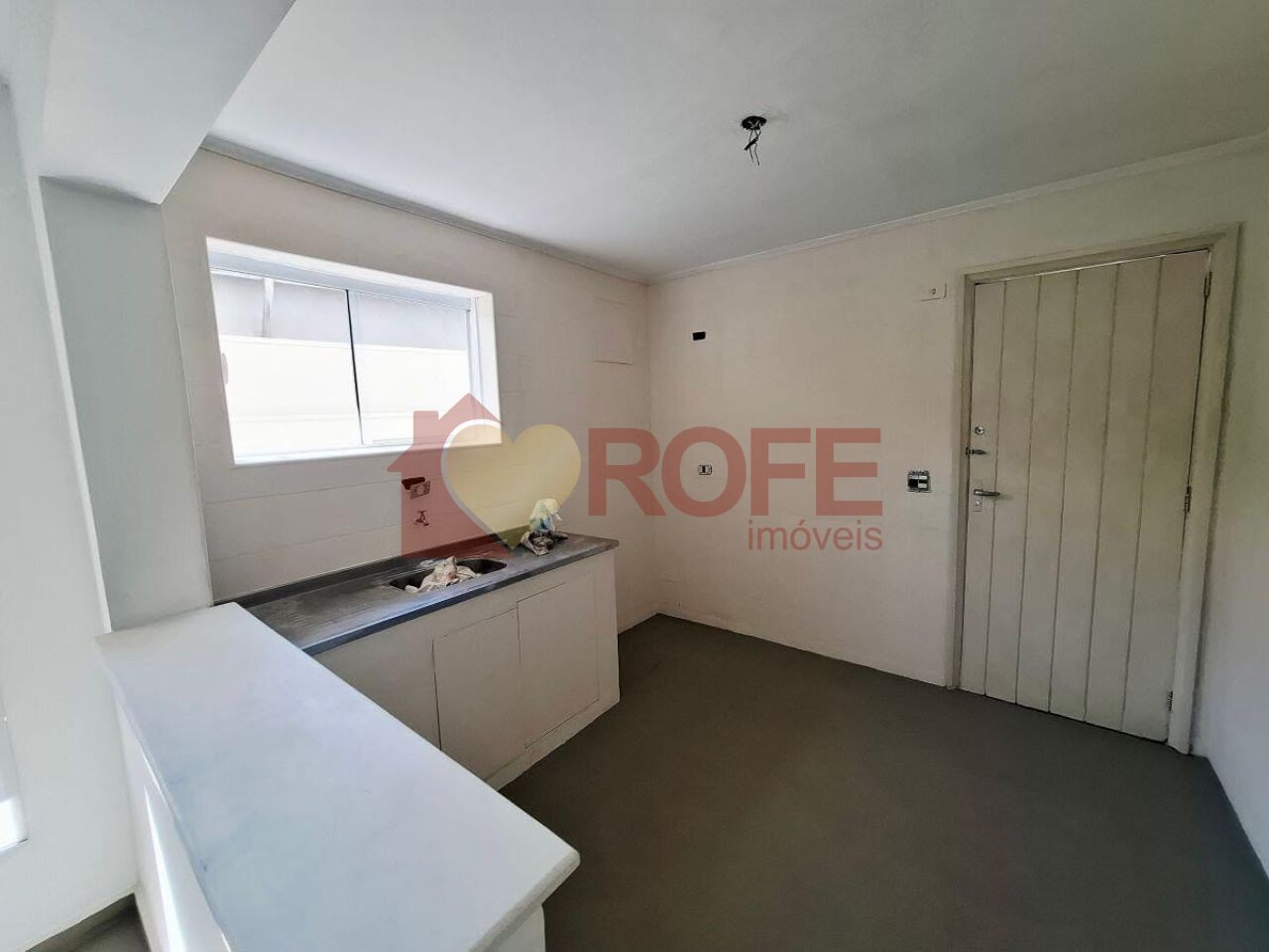 Foto 12 - RF50046