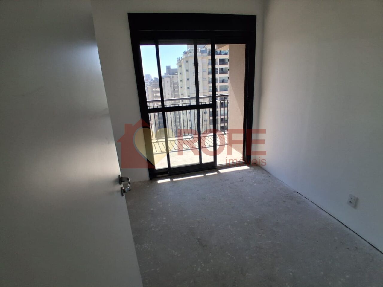 Foto 6 - RF50068
