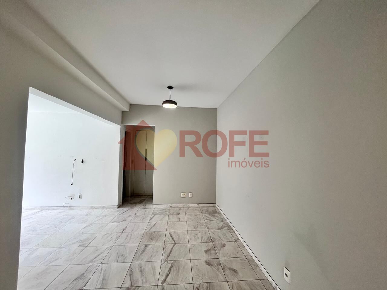 Foto 4 - RF50076