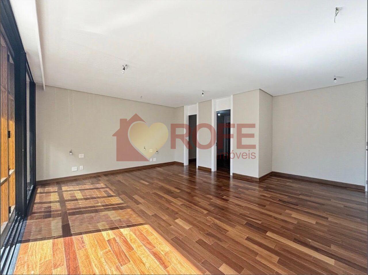 Foto 5 - RF50086