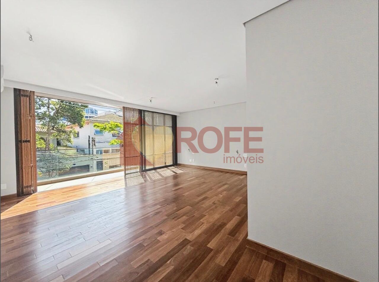 Foto 4 - RF50086