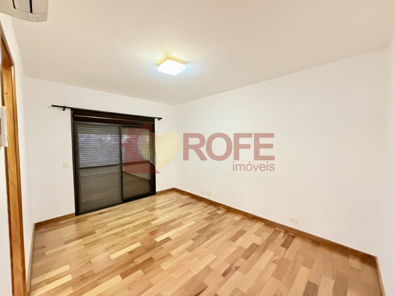 Foto 32 - RF50113