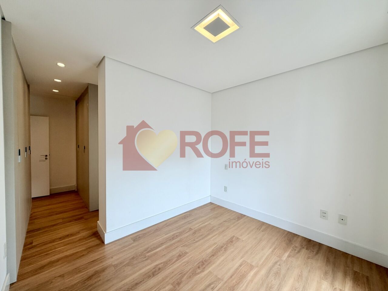 Foto 32 - RF50143