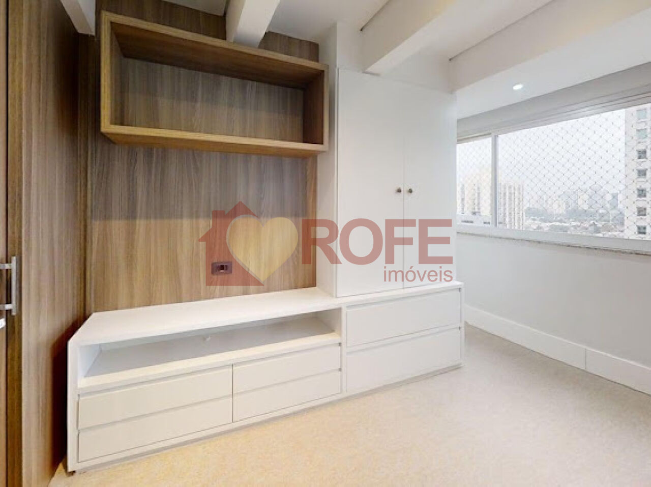 Foto 4 - RF50157