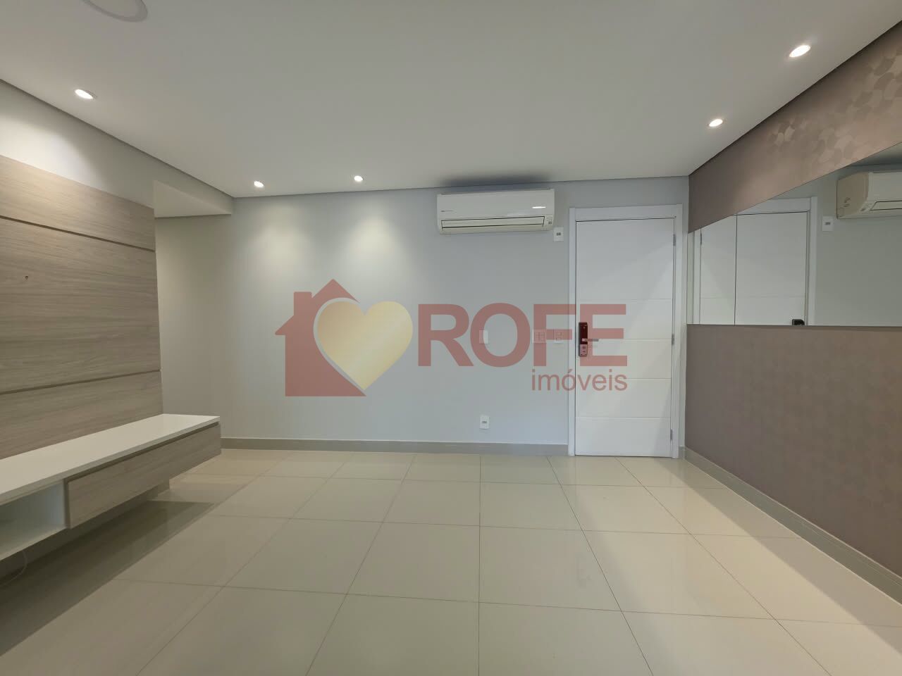 Foto 3 - RF50179