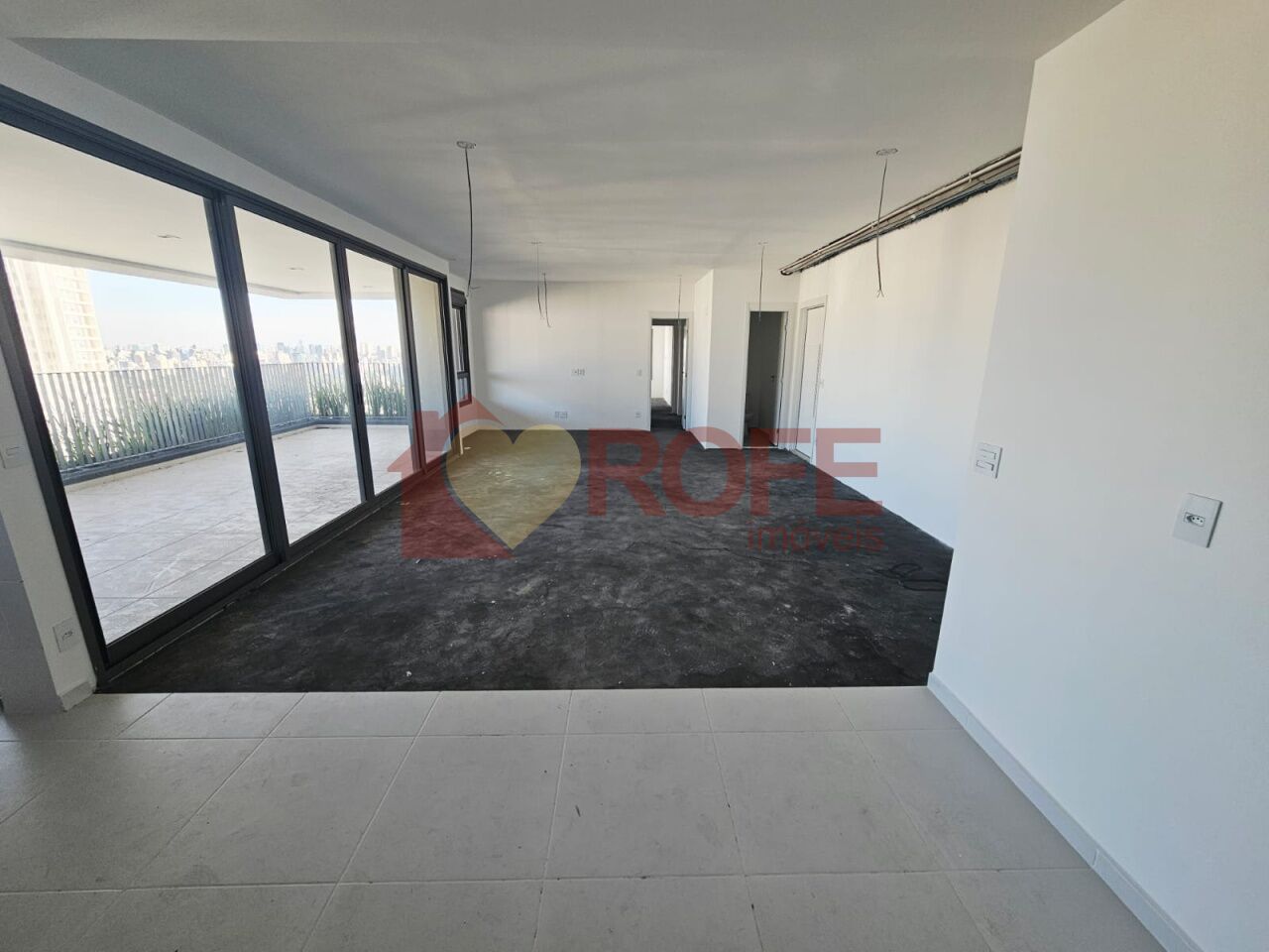 Foto 2 - RF50204