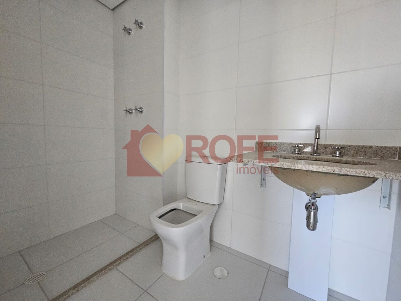 Foto 8 - RF50206