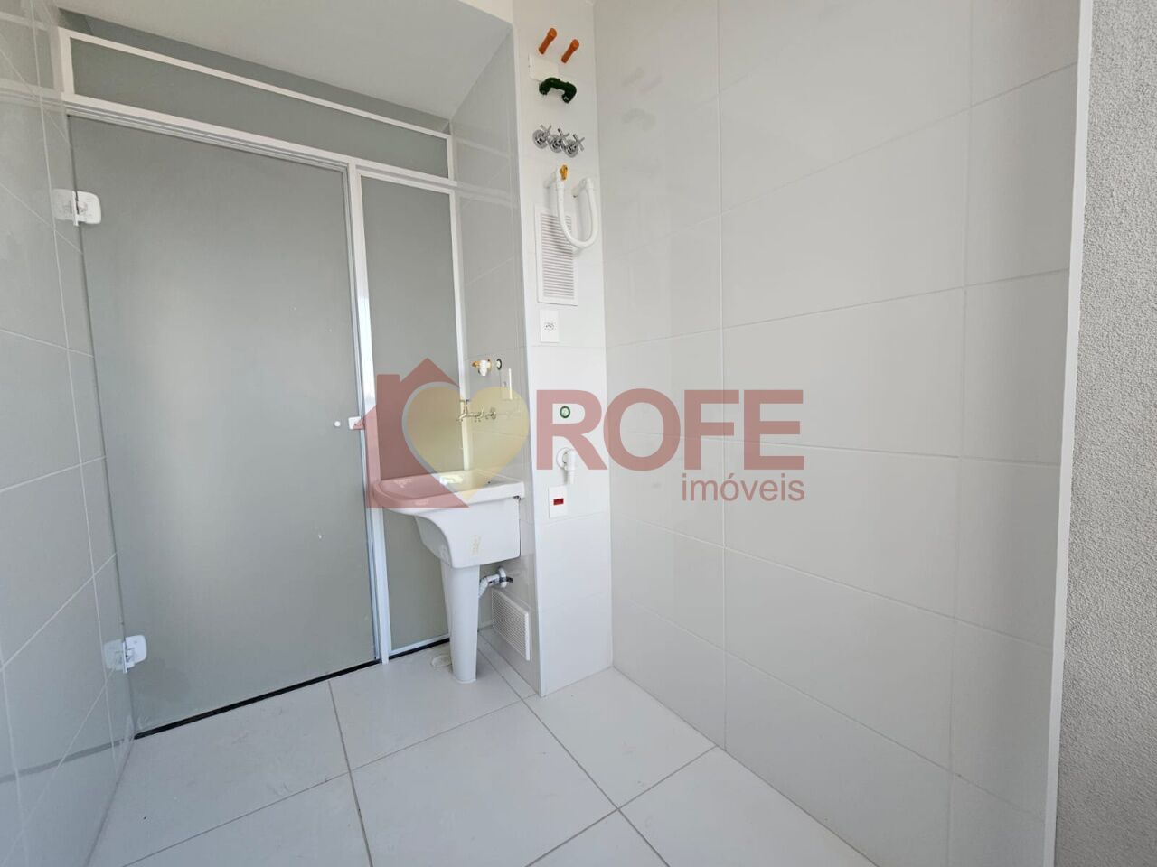 Foto 7 - RF50206