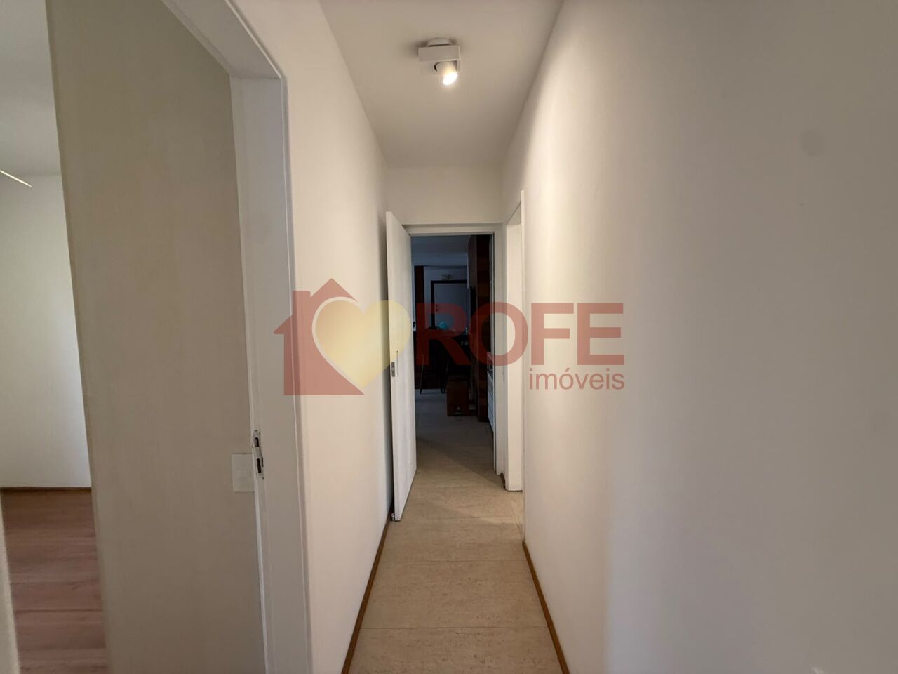 Foto 15 - RF50216