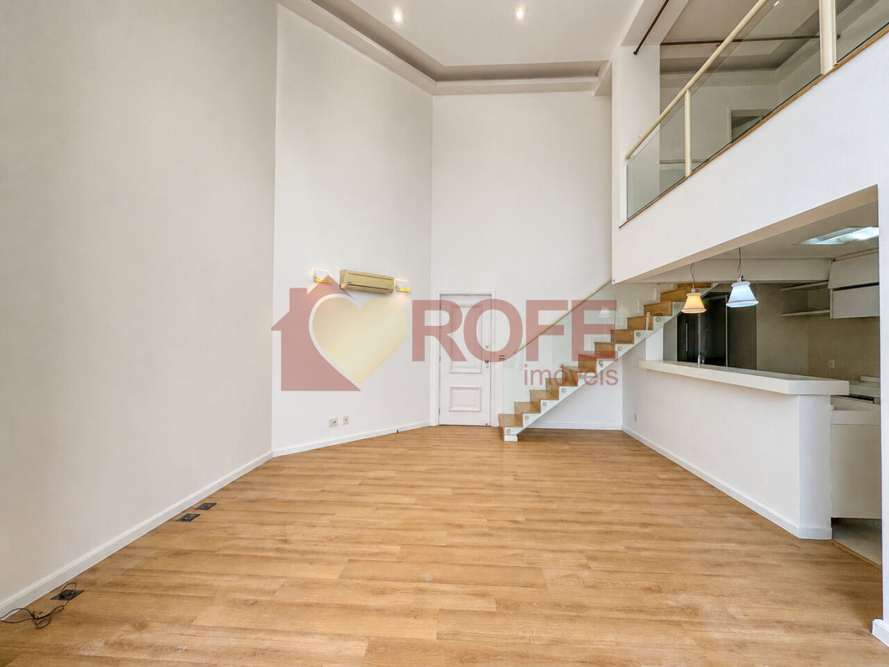 Foto 8 - RF50236