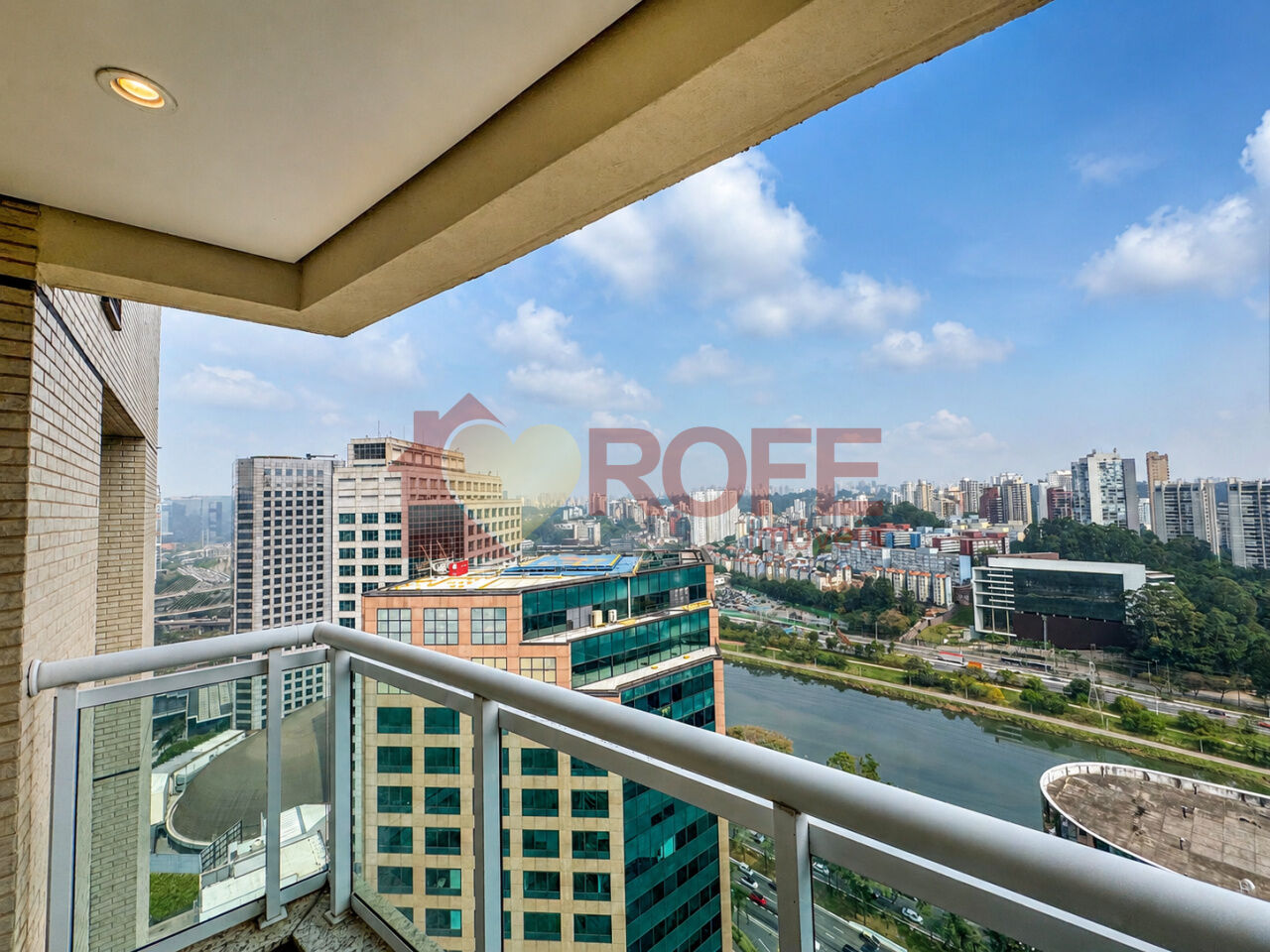 Foto 25 - RF50236