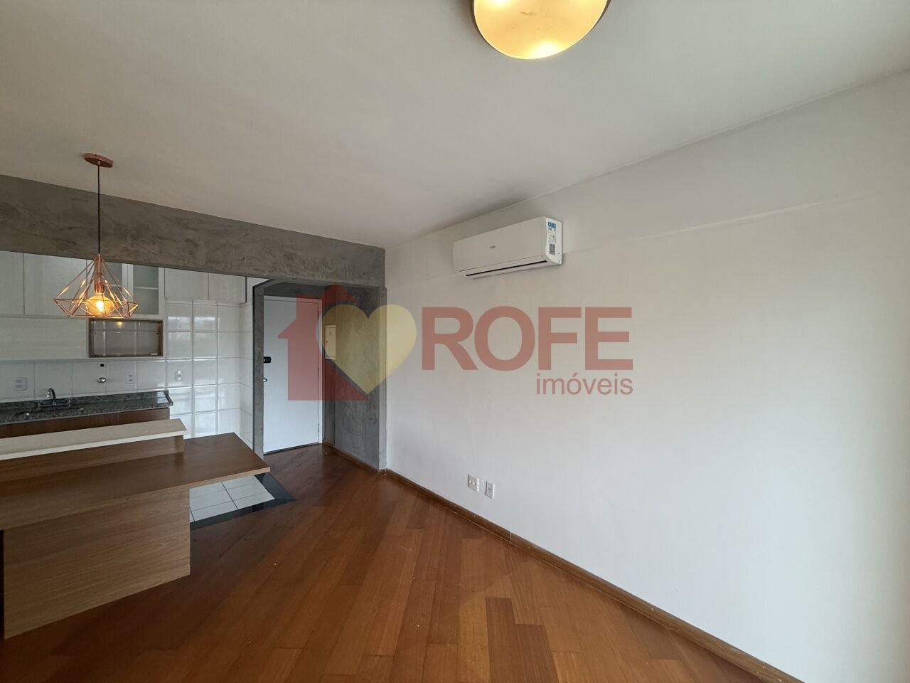 Foto 4 - RF50237