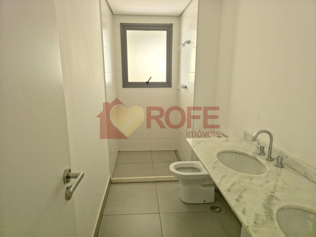 Foto 13 - RF50244
