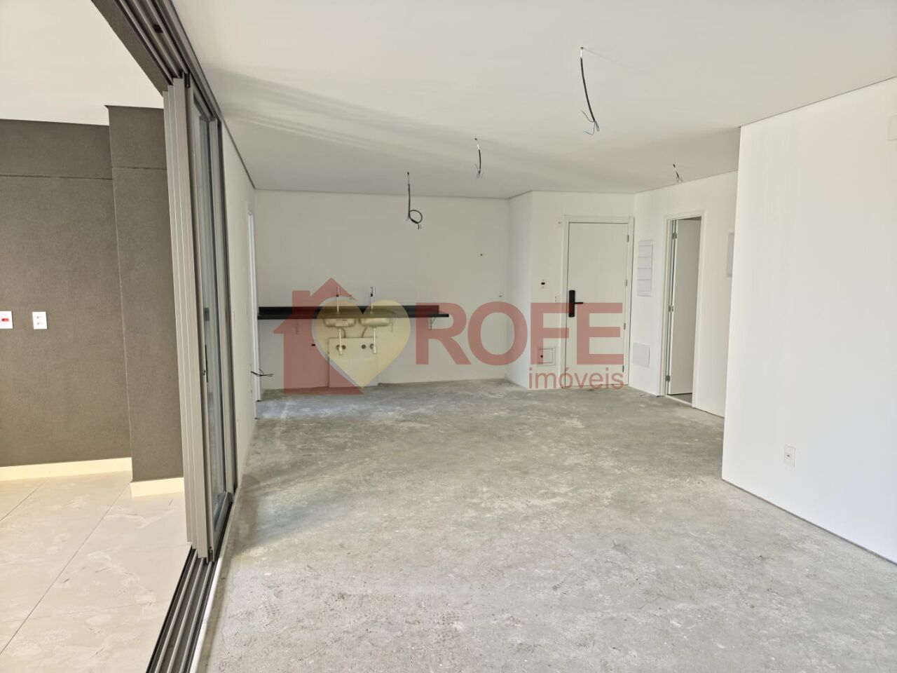 Foto 5 - RF50245