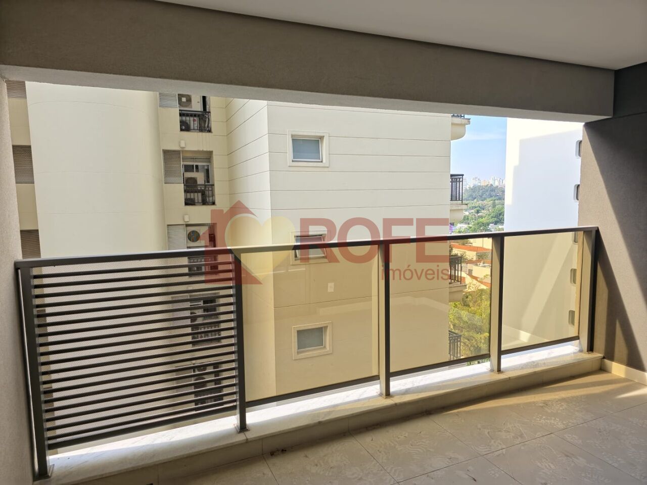 Foto 6 - RF50245