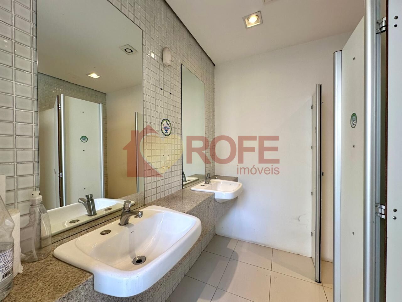 Foto 29 - RF50250