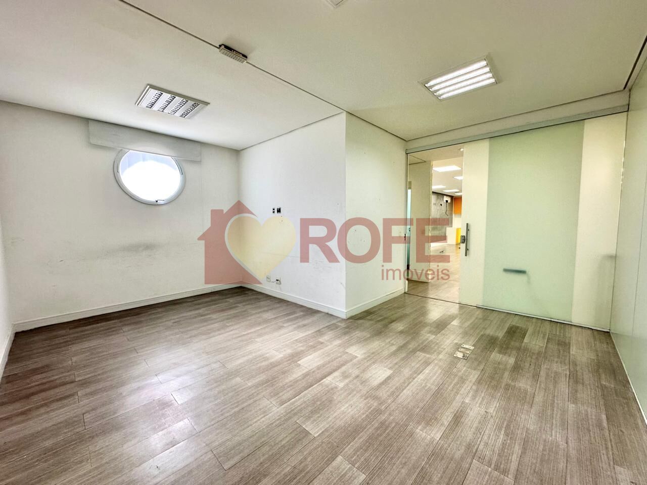 Foto 43 - RF50250