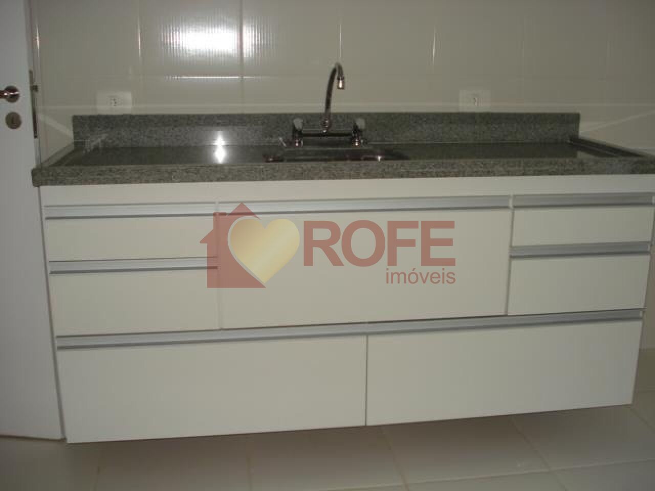 Foto 8 - RF50255