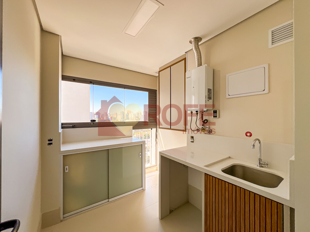 Foto 43 - RF50271