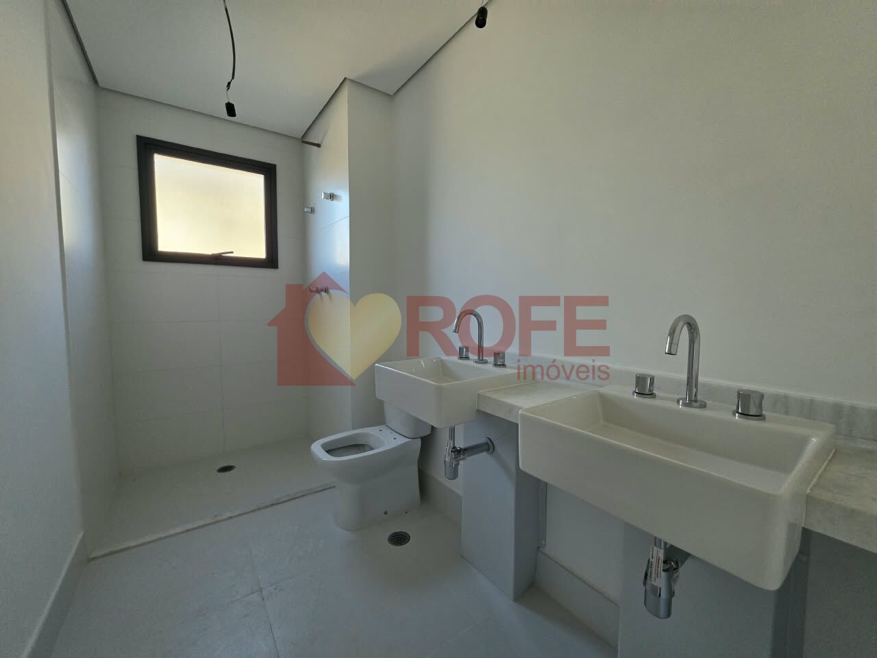 Foto 17 - RF50295