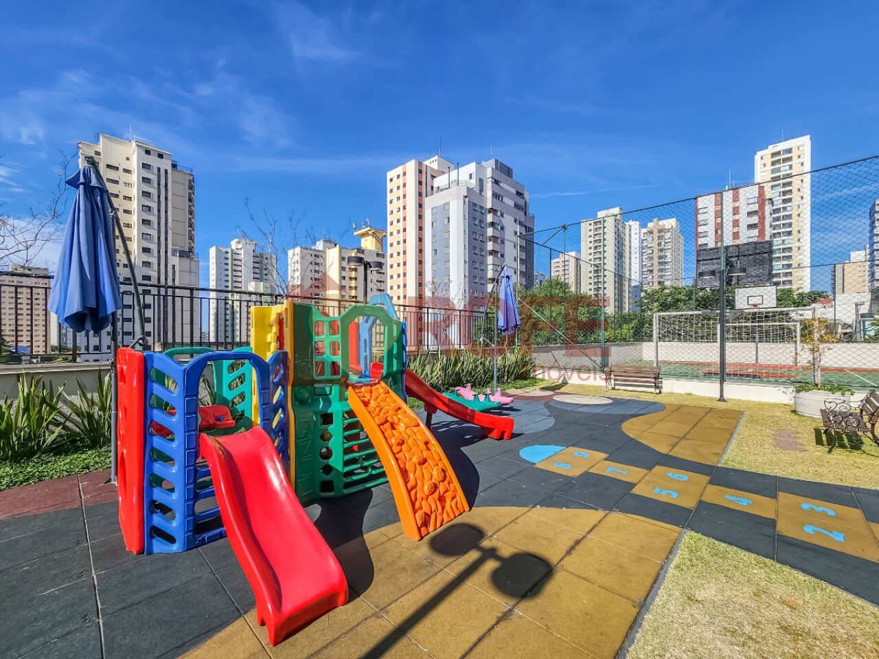 Foto 33 - RF50347