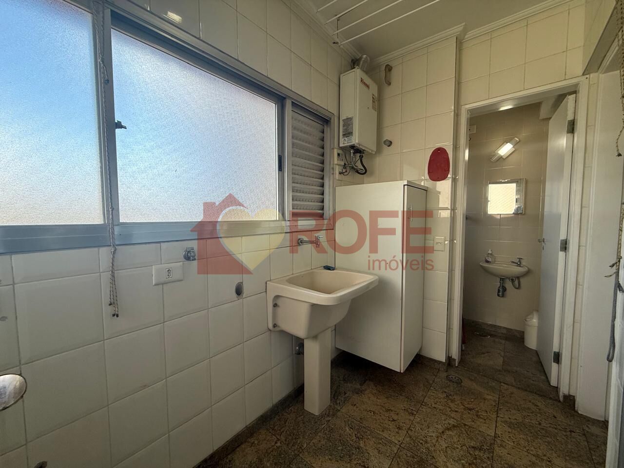 Foto 29 - RF50372