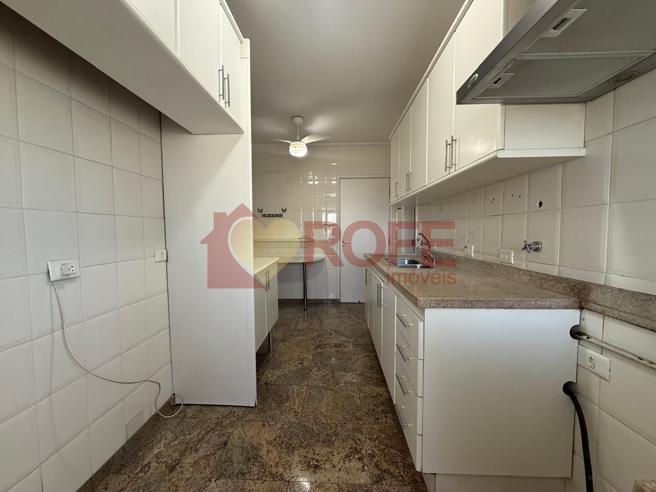 Foto 25 - RF50372