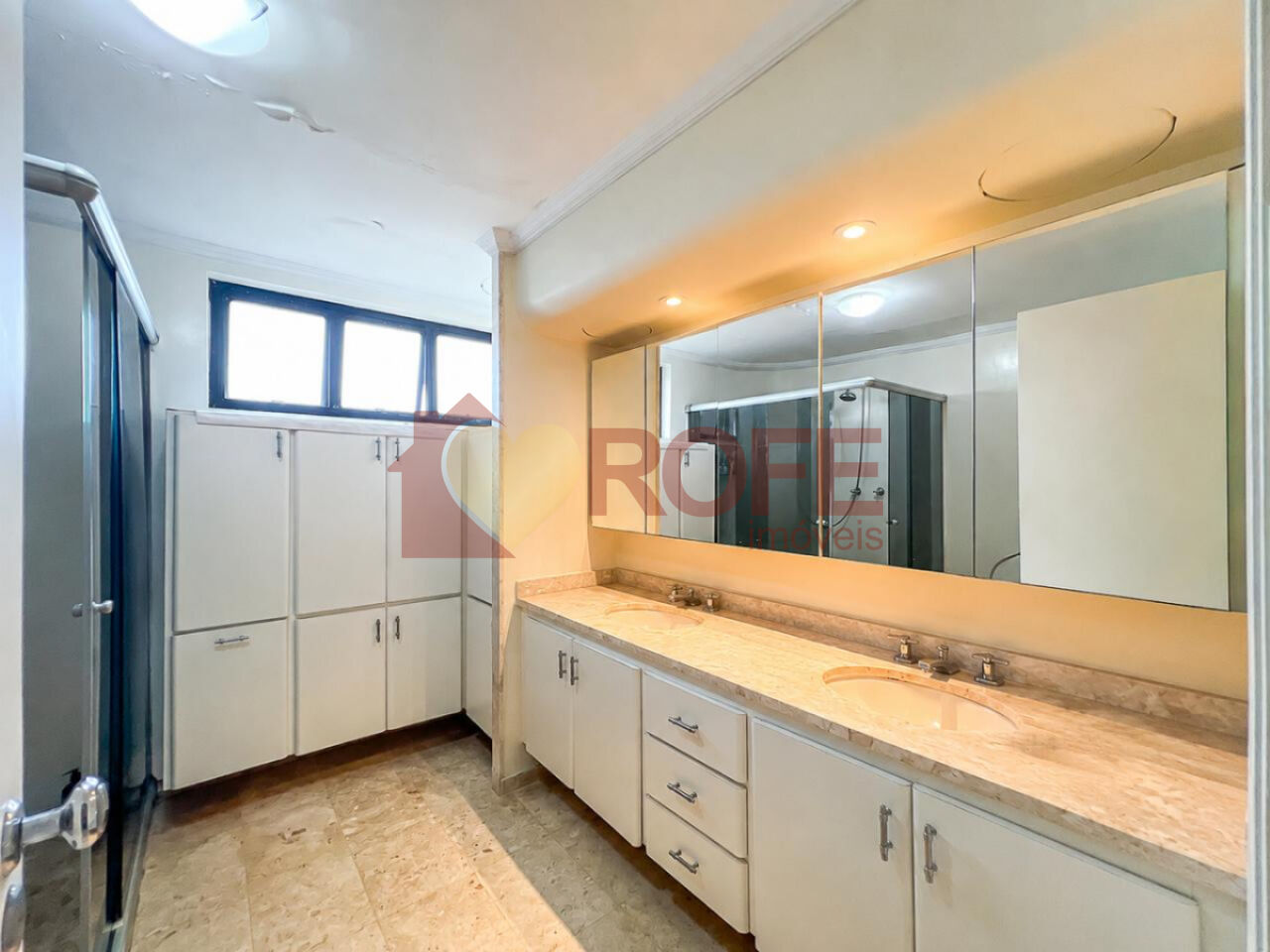 Foto 28 - RF50375