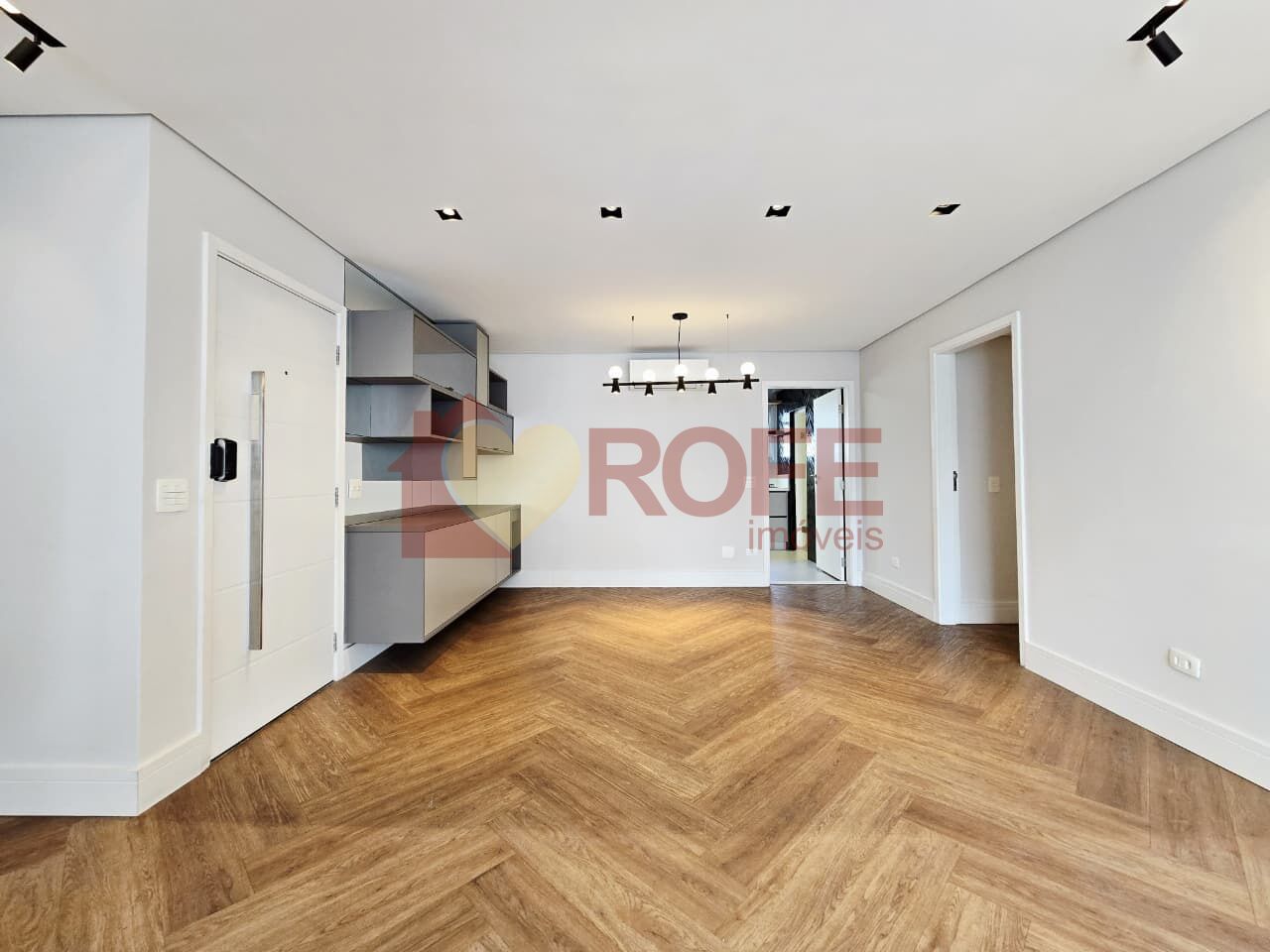 Foto 5 - RF50383