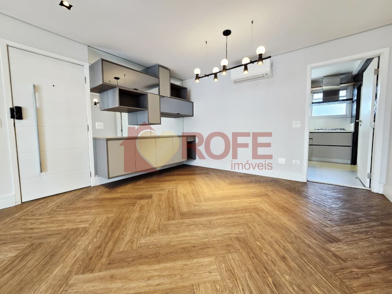 Foto 6 - RF50383