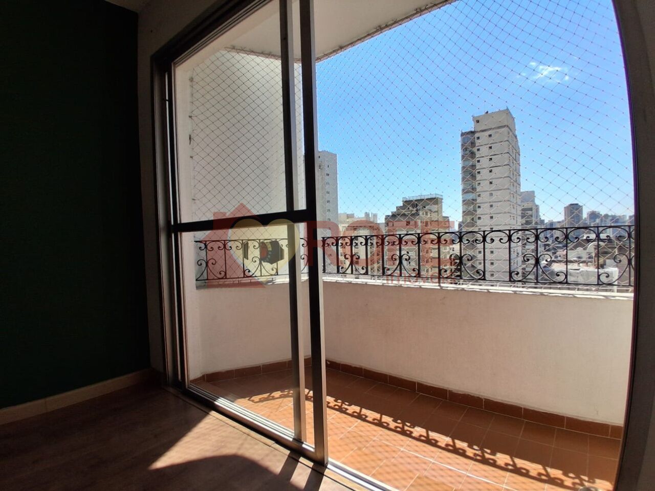Foto 5 - RF50387