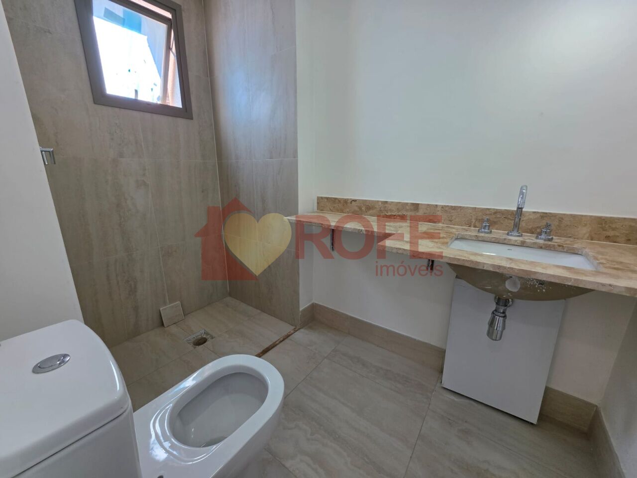 Foto 26 - RF50448