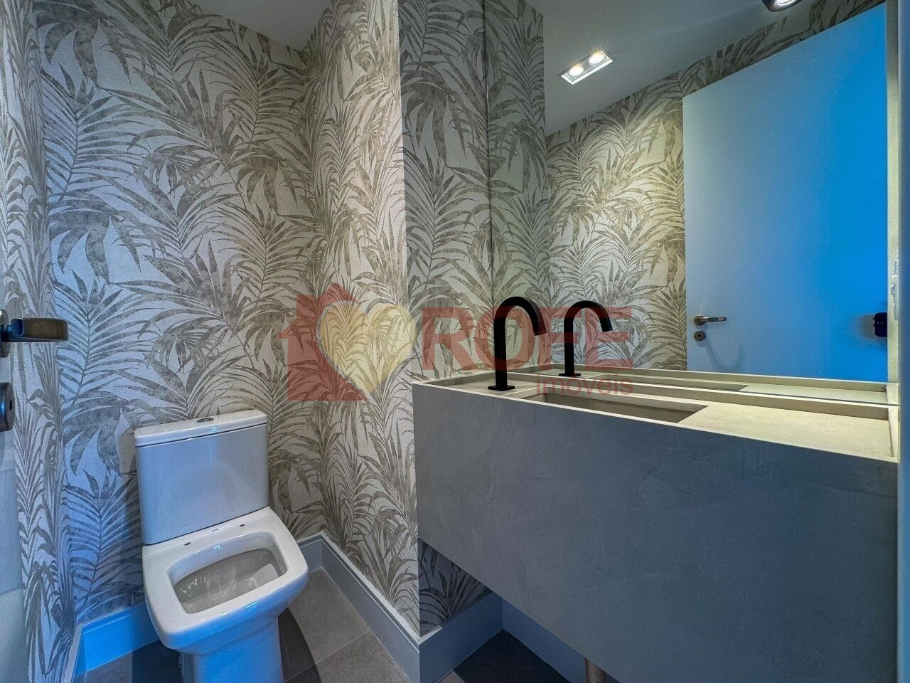 Foto 28 - RF50456