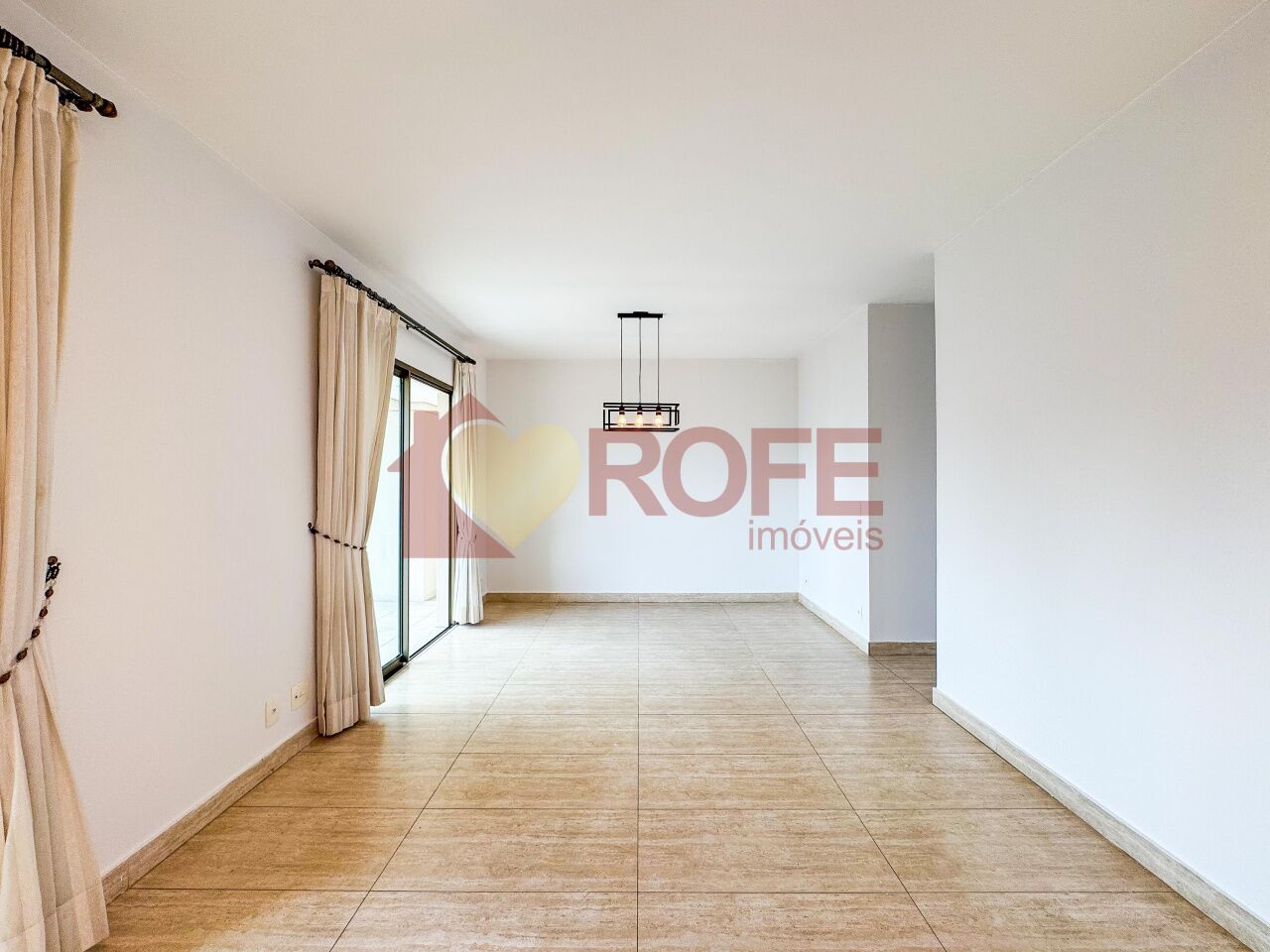 Foto 5 - RF50457