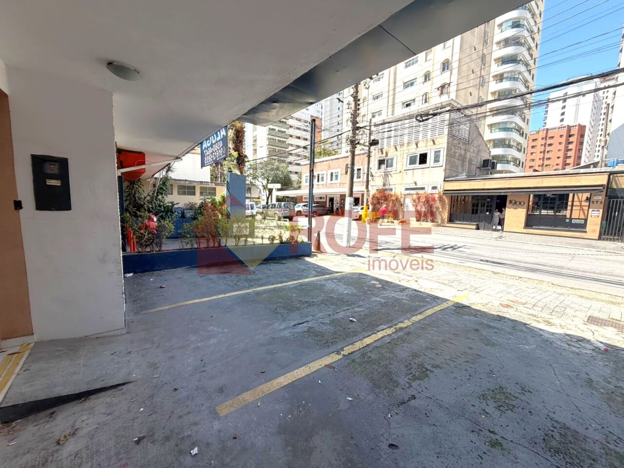 Foto 2 - RF50472